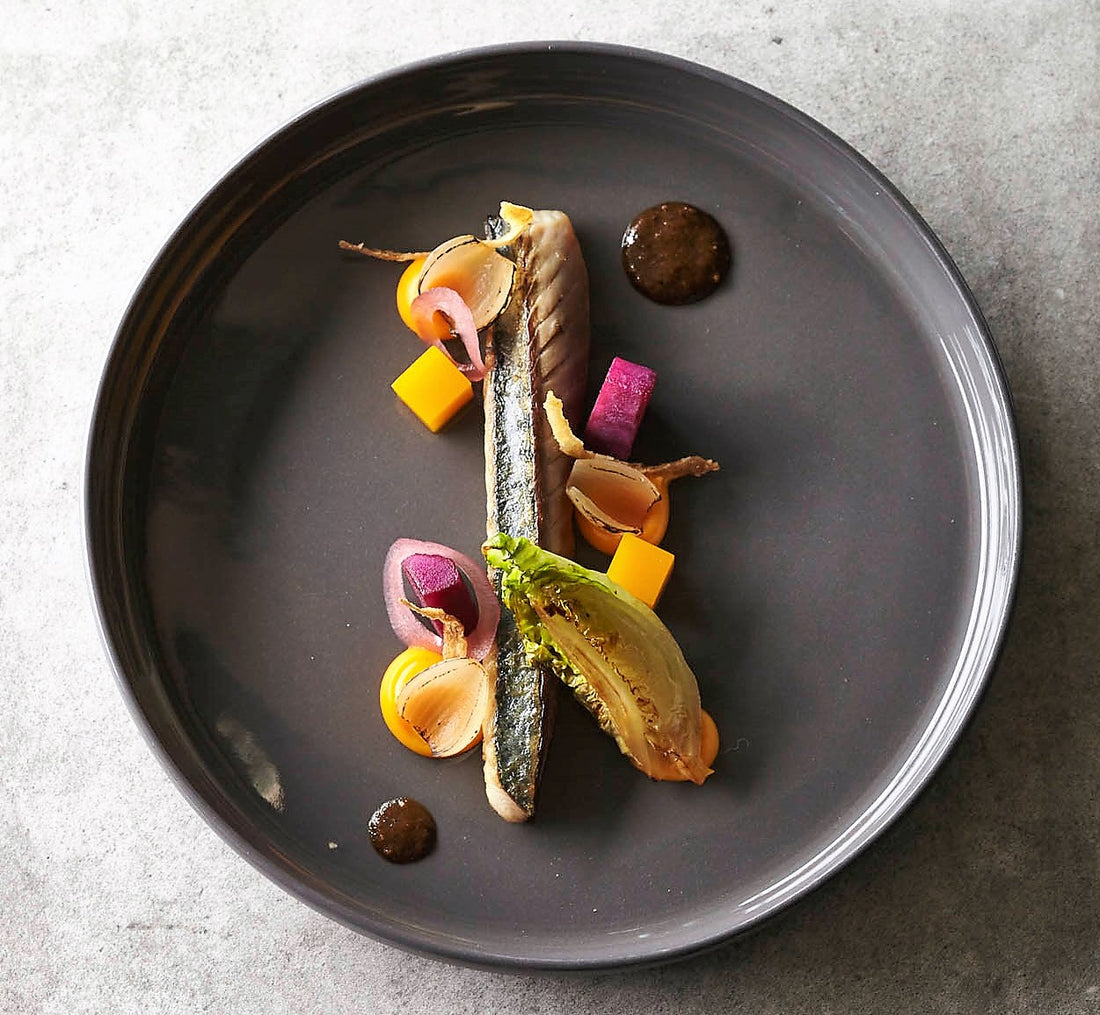 Filetti di Sgombro al Bulgogi, Insalata e Cipolline - Chef Sarah HENKE (☆ Michelin) - ANDERNACH (Germania )